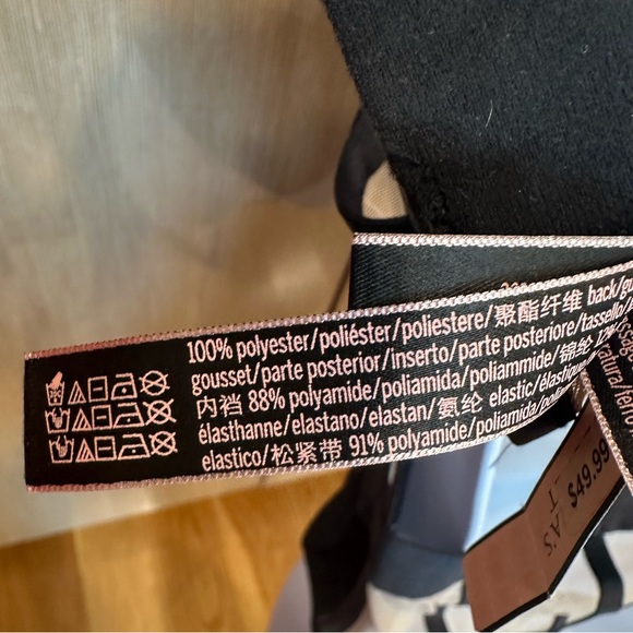 NWT VICTORIA"S SECRET Velvet appliqué teddy bodysuit - Picture 11 of 13